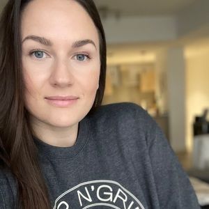 Meet your Posher, Suzanne